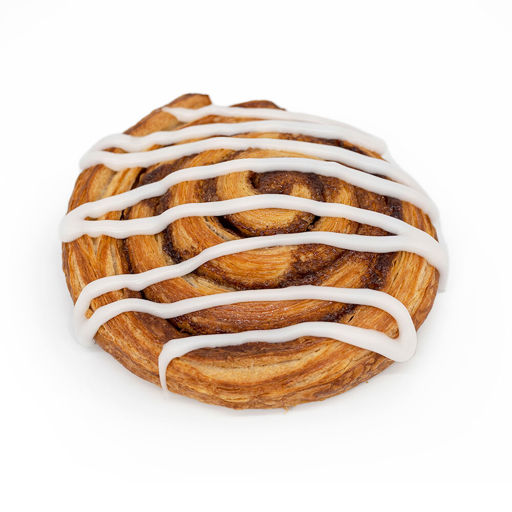 Schulstad Large Cinnamon Swirl is a light, crisp pastry with 24 flaky layers and cinnamon swirled inside. Made in Danish tradition with icing included