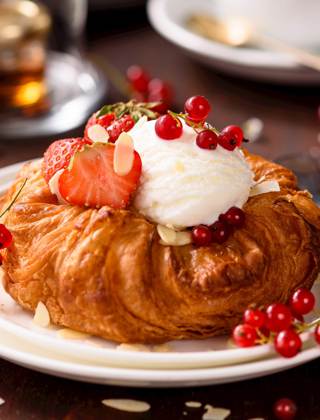 Red Raspberry Crowns Raspberry Crown Dessert Recipe